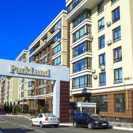 Flatservice Апартаменти В Сучасному Жк Parklend Kijev Kültér fotó